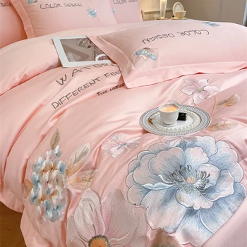Set posteljine od luksuznih mekog egipatskog pamuka s vrhunskim cvjetnog vezom, deka, stan plahte i jastučnice King i Queen